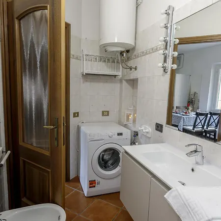 Apartment La Casetta Di Tata Genua