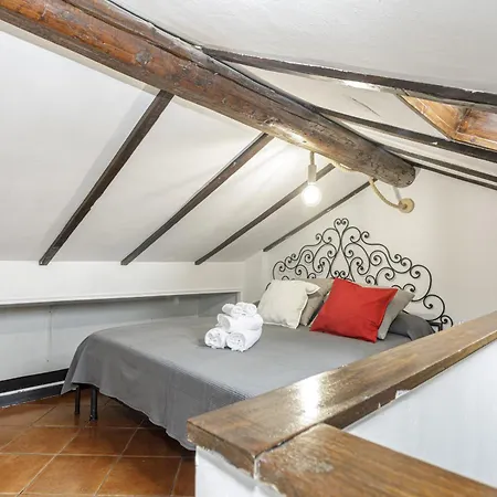 La Casetta Di Tata Apartment *